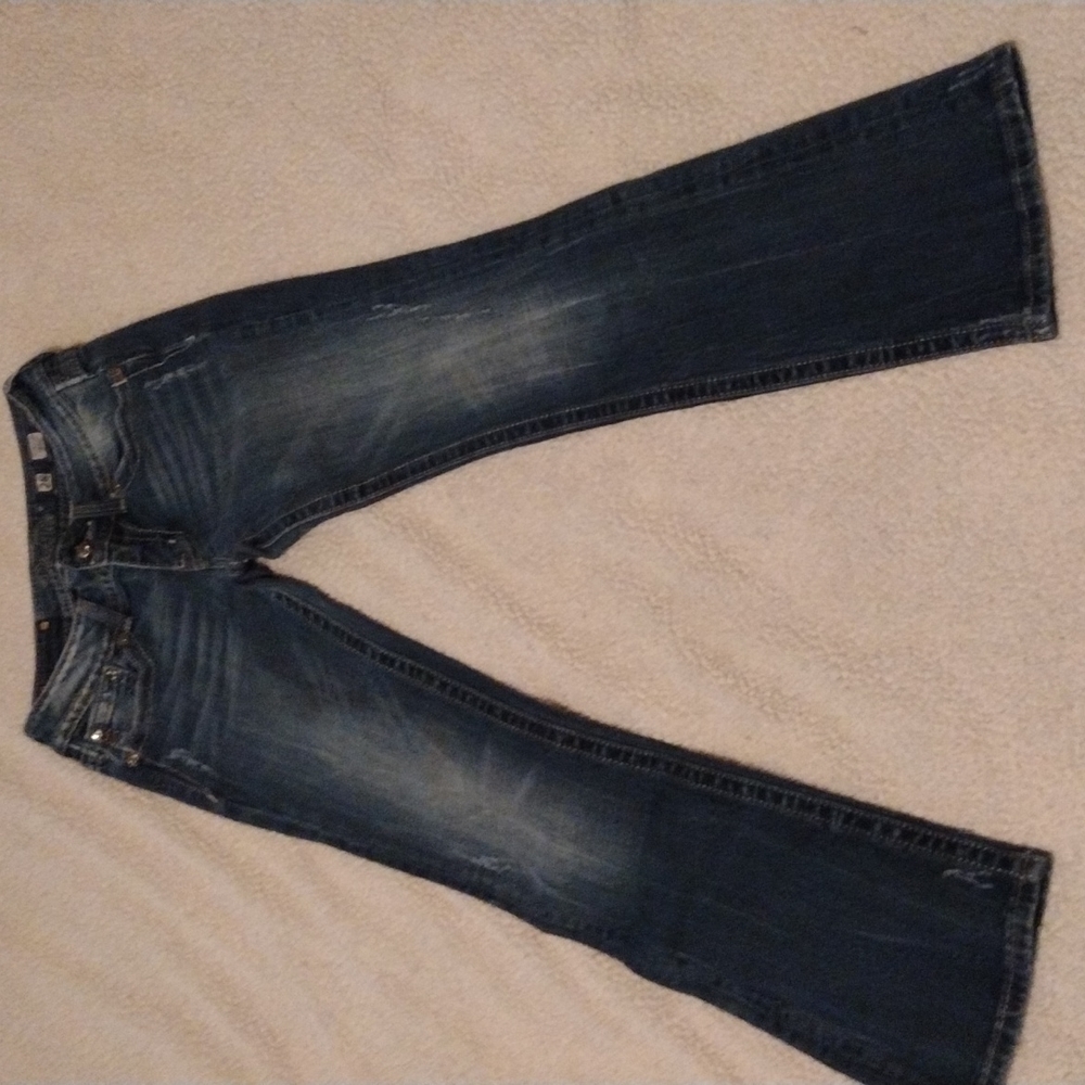 Miss Me Bootcut Jeans. Size 28